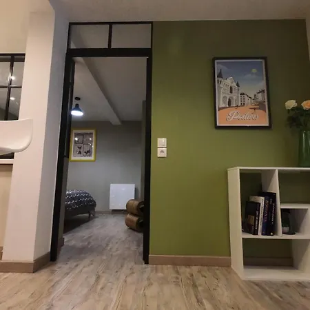 Le Solférino, Cosy Town Centre With Car Park *