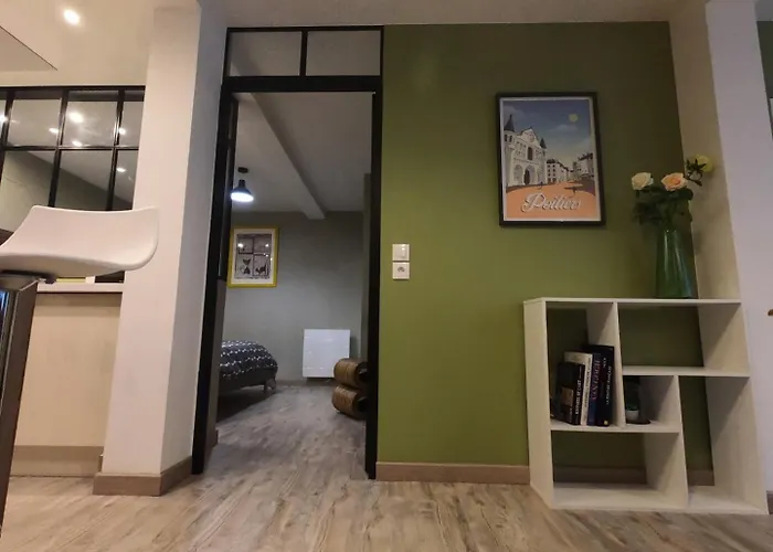 Le Solferino, Cosy Town Centre With Car Park *